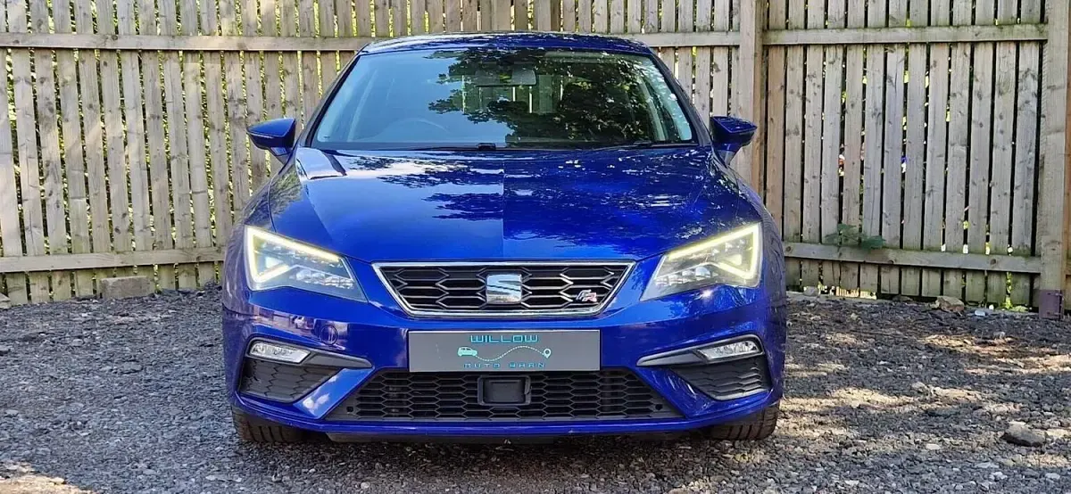 Used Seat Leon FR 184 HP (135 kW) 2017 Blue Hatchback