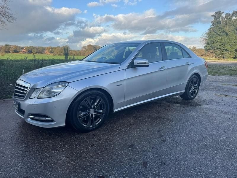 Silver Used 2010 Mercedes E250 Avantgarde Sedan | £3,290 (Fair price) - Image 1/4