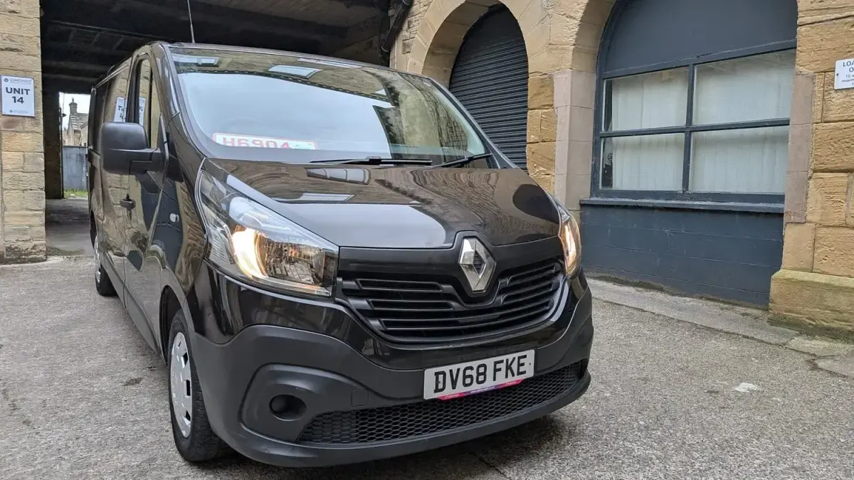 Used Renault Trafic Business 2018 Black MPV