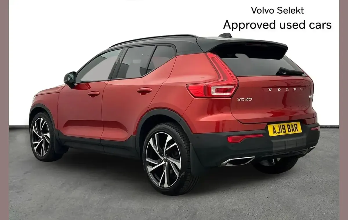 Used Volvo XC40 R-Design Pro 188 HP (138 kW) 2019 Red SUV