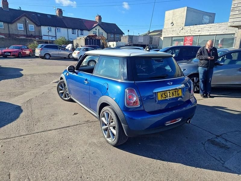 Usado Mini Cooper D Hatch 2012 Azul Utilitario