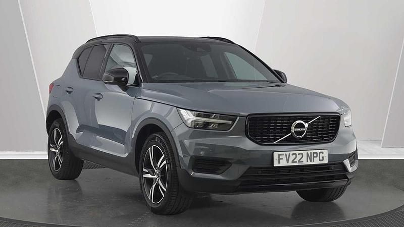 Used 2022 Volvo XC40 R-Design SUV | £27,450 (Fair price) - Image 1/3