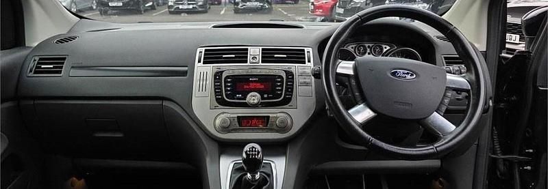 Used Ford Kuga Titanium 163 HP (119 kW) 2012 Panther black SUV