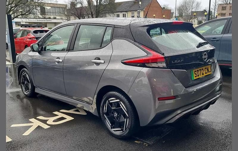 Used Nissan Leaf Acenta 110 kW (150 HP) 2022 Grey Hatchback