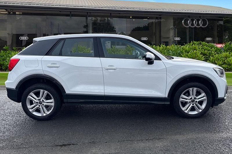 Used Audi Q2 Sport 150 HP (110 kW) 2023 White SUV