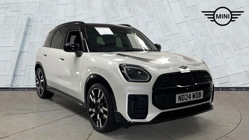 White Used 2024 Mini Countryman SUV | £33,950 (Good price) - Image 1/4