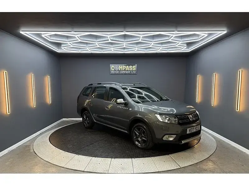 Second-hand Dacia Logan MCV Stepway 90 CP (66 kW) 2017 Gri Break