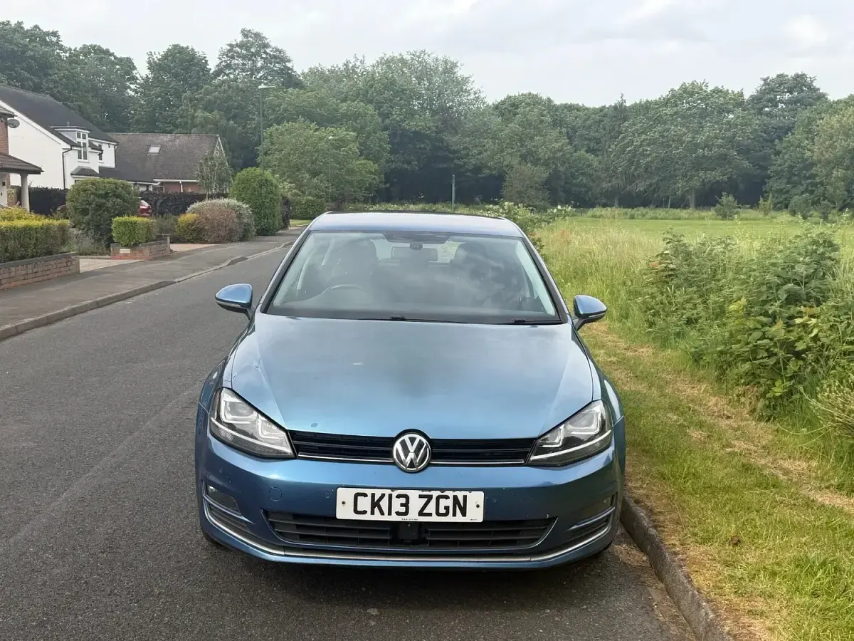 Begagnad VW Golf VII 2016 Blå Halvkombi