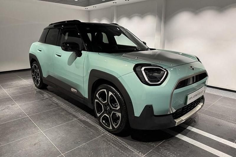 New Mini Aceman Exclusive 135 kW (184 HP) 2025 Green SUV