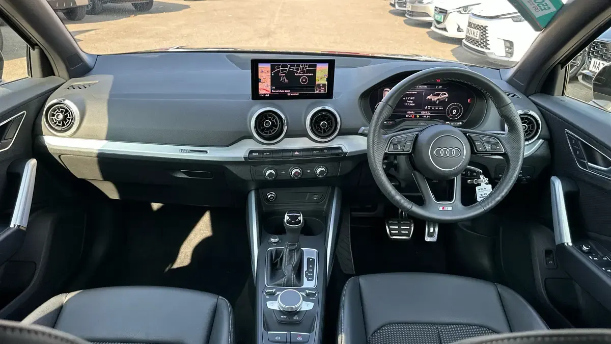 Used Audi Q2 Advanced 150 HP (110 kW) 2023 Black SUV