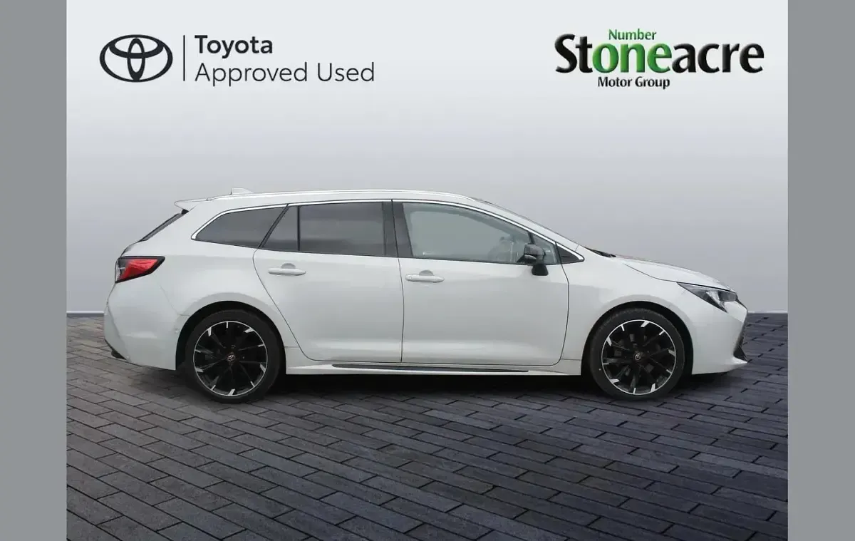 Second-hand Toyota Corolla Sport 180 CP (132 kW) 2022 Gri Break