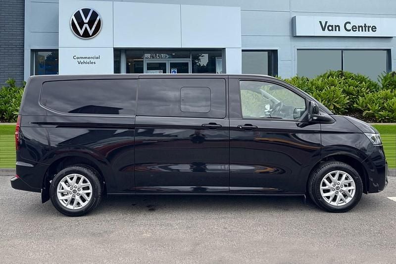 New VW Transporter Pro 2025 Black Van