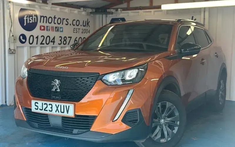 Used Peugeot 2008 Active+ 101 HP (74 kW) 2023 SUV