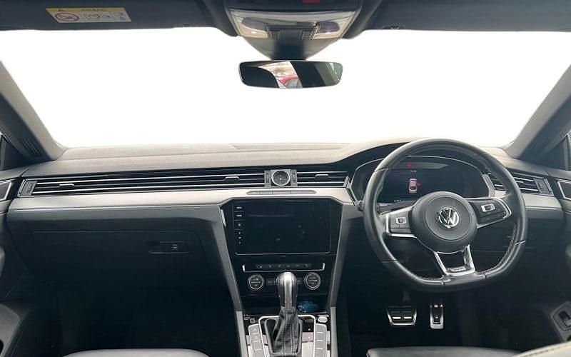 Begagnad VW Arteon R-line 190 HK (139 kW) 2018 Silver Halvkombi