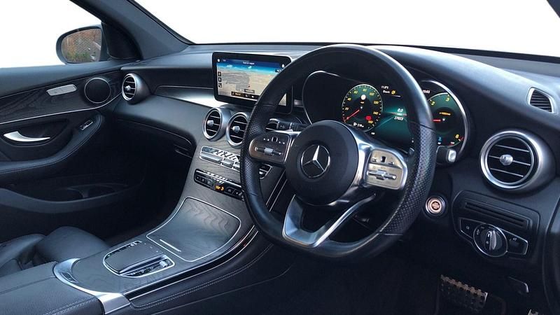 Used Mercedes GLC300 AMG line 242 HP (177 kW) 2020 Selenite grey metallic Estate