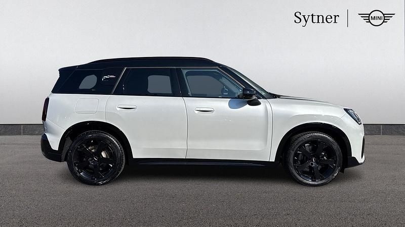 Used Mini Countryman 215 HP (158 kW) 2024 White SUV