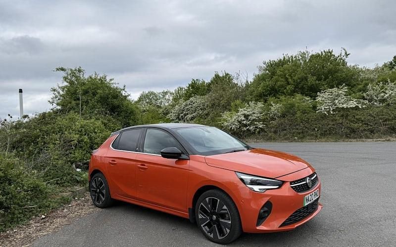 Used Vauxhall Corsa-e Elite 100 kW (136 HP) 2020 Orange Hatchback