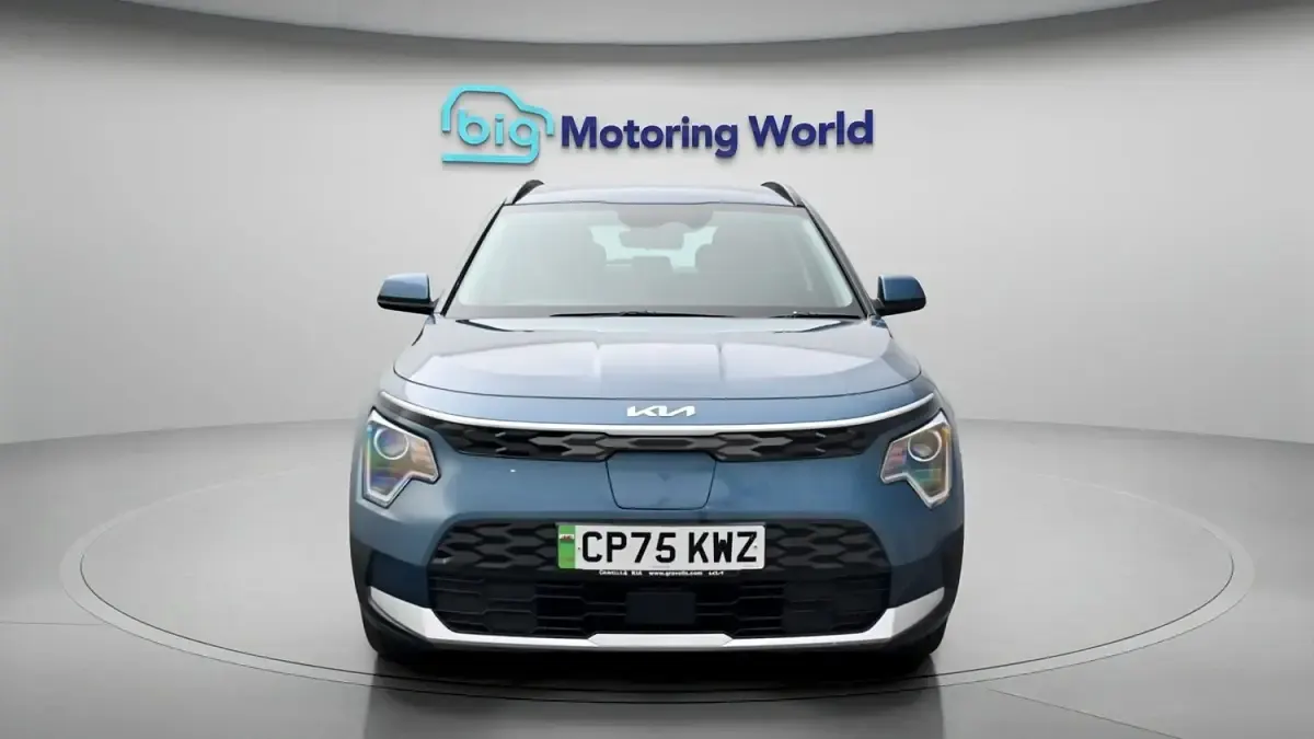 Used Kia e-Niro 147 kW (201 HP) 2026 Blue SUV