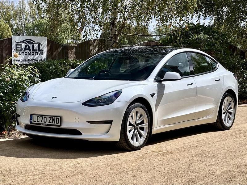 White Used 2020 Tesla Model 3 Sedan | £15,750 (Fair price) - Image 1/4