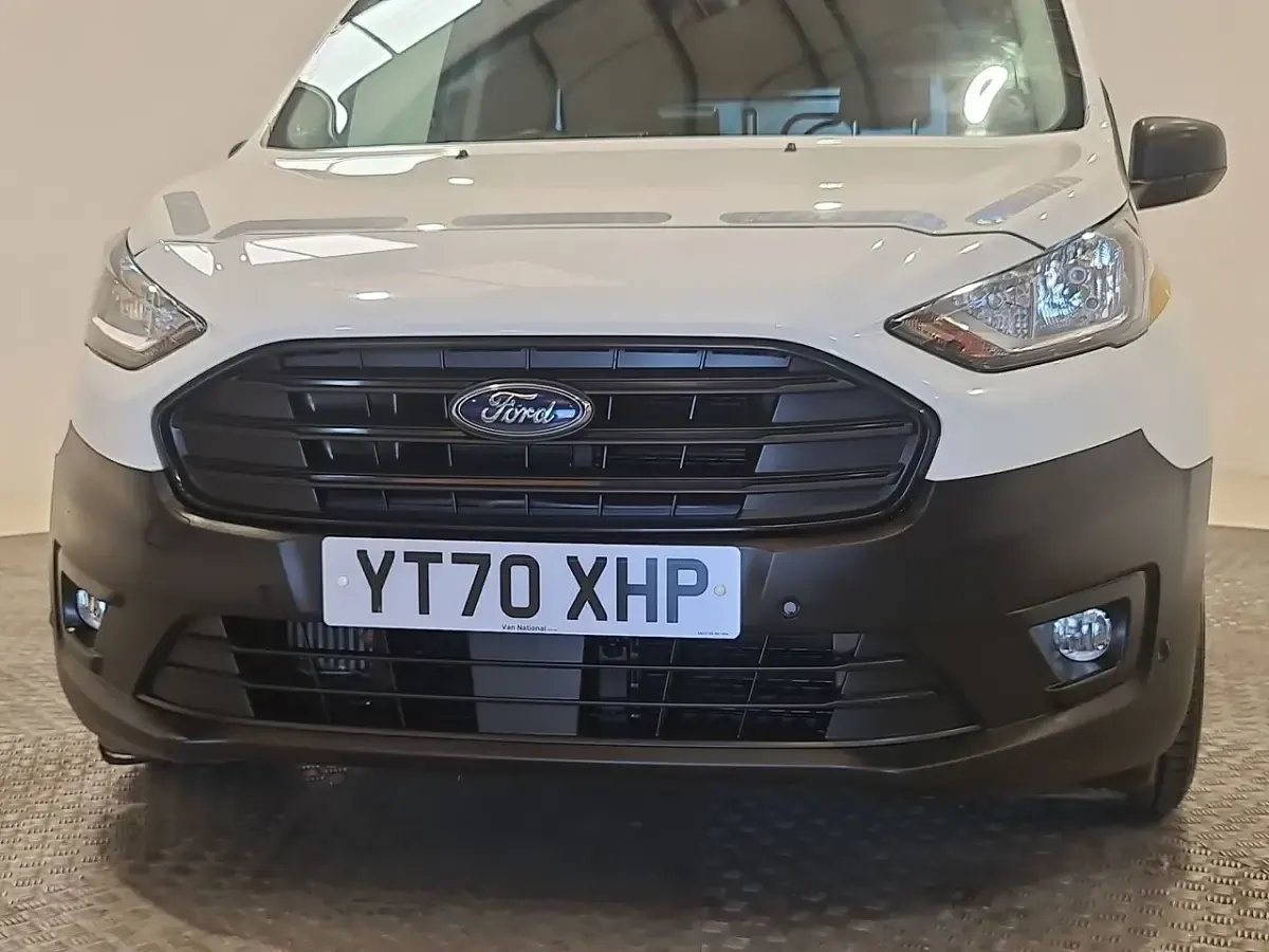 Used Ford Transit Connect 100 HP (73 kW) 2020 White MPV