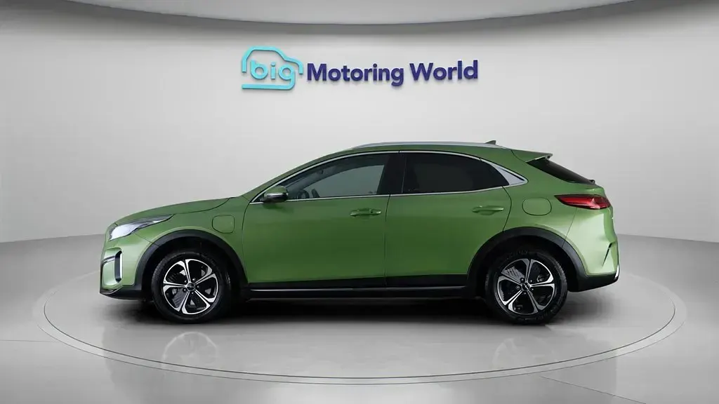 Used Kia XCeed 139 HP (102 kW) 2023 Green SUV