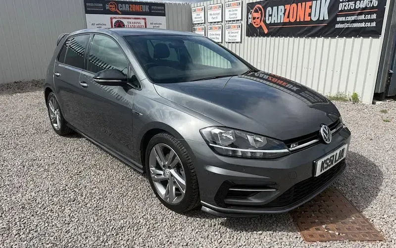 Used VW Golf VII R-line 150 HP (110 kW) 2019 Hatchback