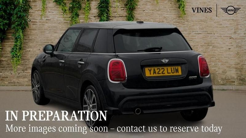 Used Mini Cooper Exclusive 134 HP (98 kW) 2022 Black Hatchback