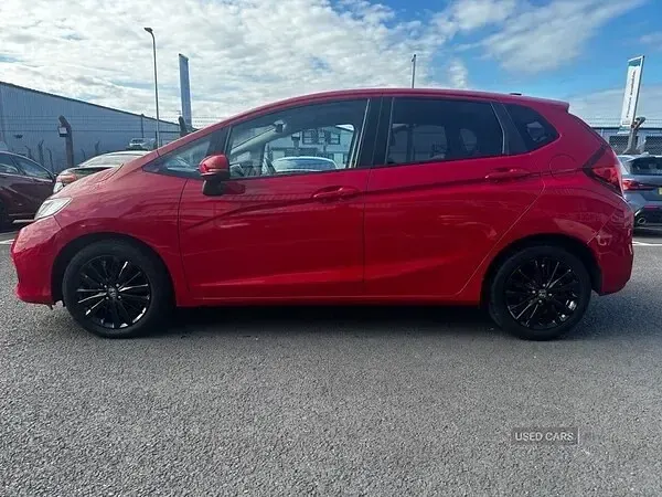 Used Honda Jazz EX 102 HP (75 kW) 2018 Red Hatchback