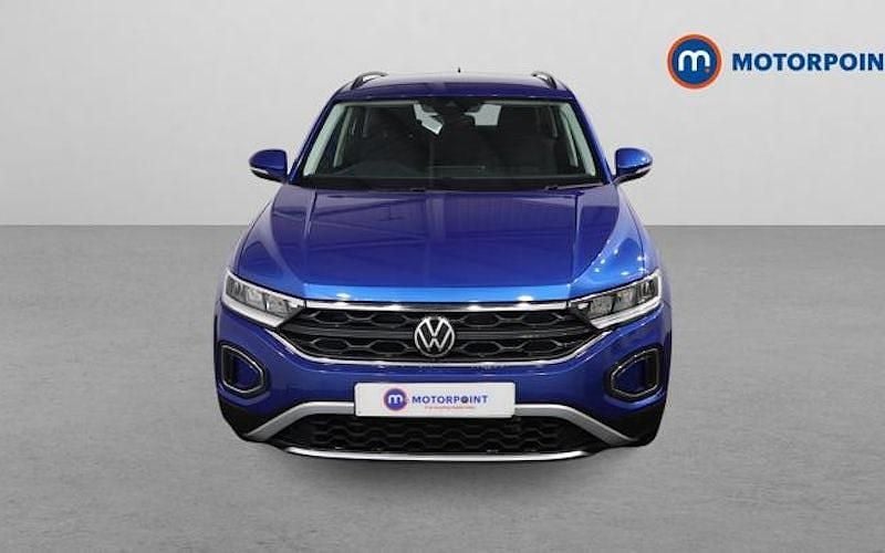 Used VW T-Roc Life 110 HP (80 kW) 2023 Blue SUV