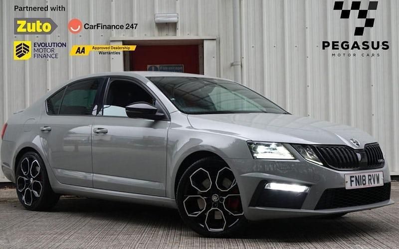 Used 2018 Skoda Octavia vRS Hatchback | £15,995 (Fair price) - Image 1/3