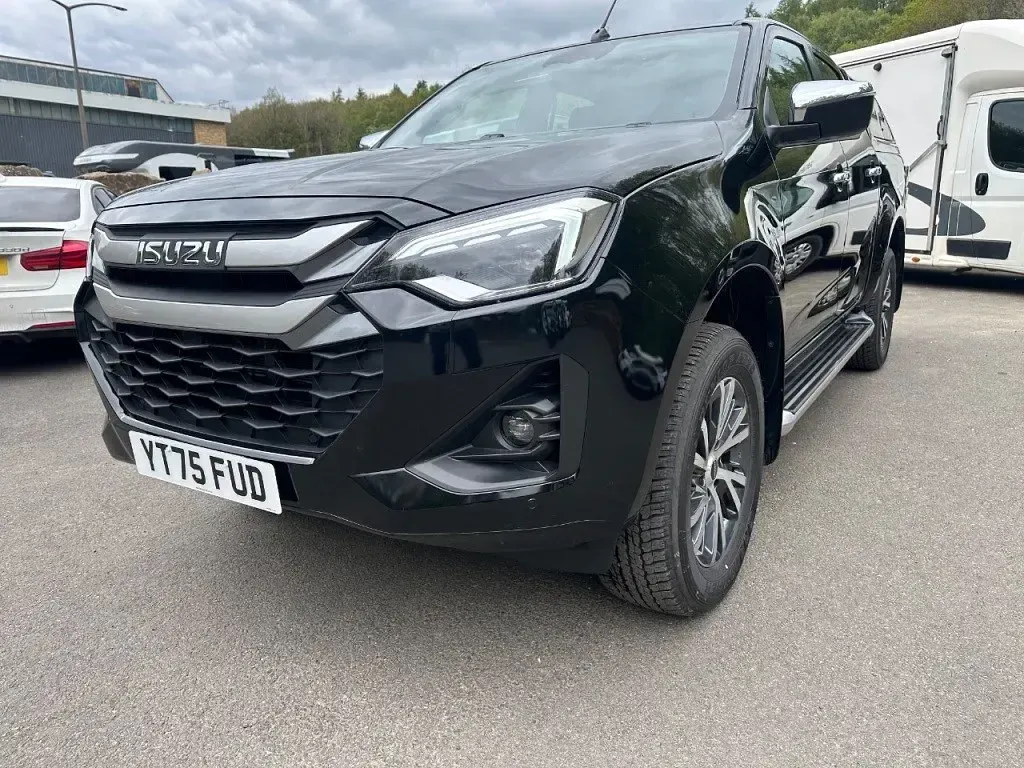 Nuevo Isuzu D-Max 205 CV (150 kW) 2025 Negro Pickup/Camioneta