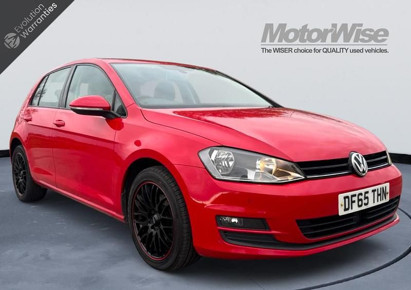 Red Used 2015 VW Golf VII Match Hatchback | £5,995 (Good price) - Image 1/4