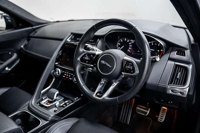 Used Jaguar E-Pace R-Dynamic 204 HP (150 kW) 2022 Grey SUV