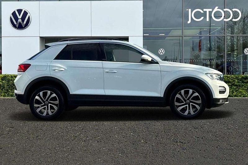 Usado VW T-Roc Active 110 HP (80 kW) 2021 Branco SUV