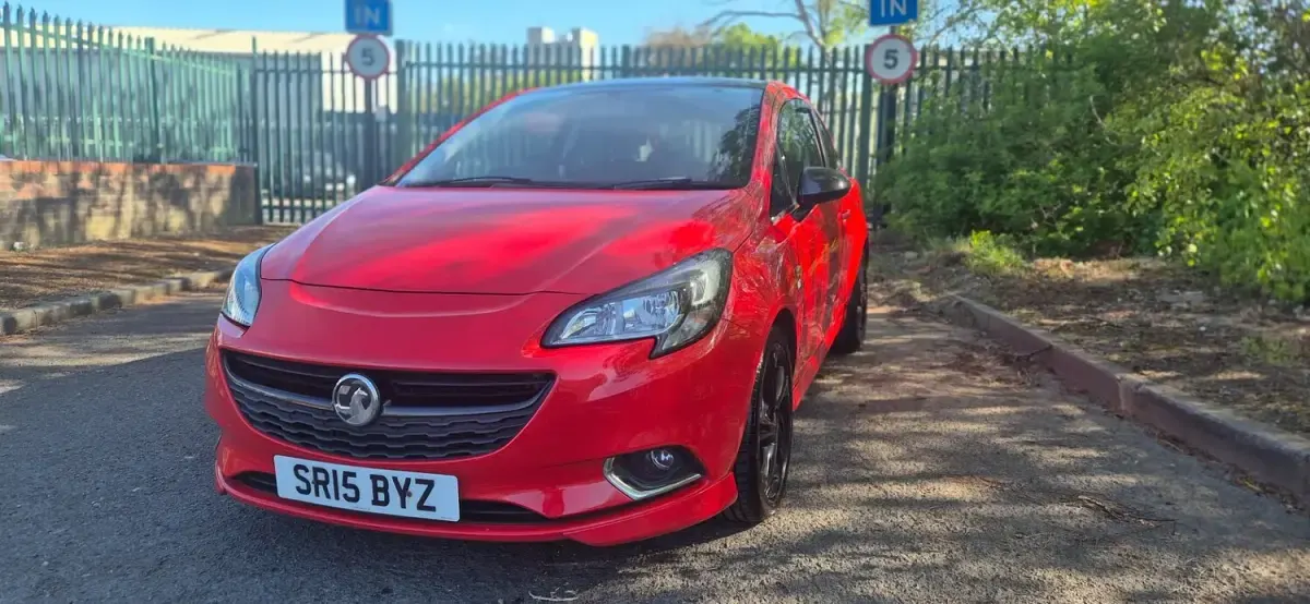 Used Vauxhall Corsa Edition 70 HP (51 kW) 2015 Red Hatchback