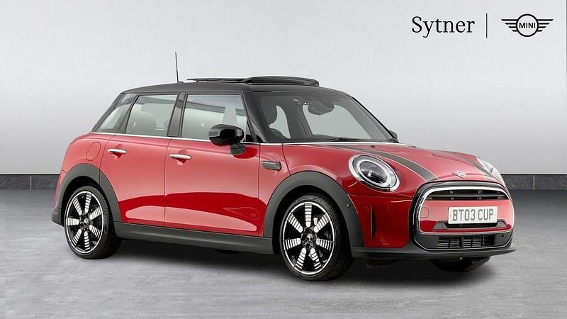 Red Used 2023 Mini Cooper Exclusive Hatchback | £22,000 (Fair price) - Image 1/4