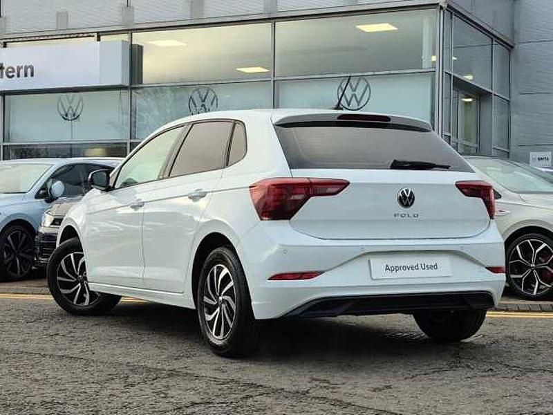 Used VW Polo Life 80 HP (58 kW) 2025 White Hatchback