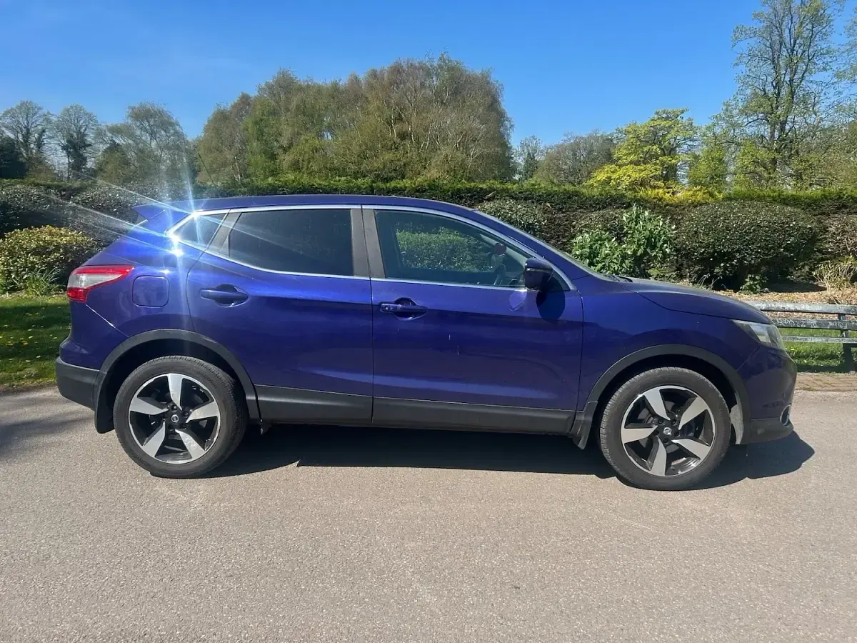 Used Nissan Qashqai N-TEC 115 HP (84 kW) 2015 Blue SUV
