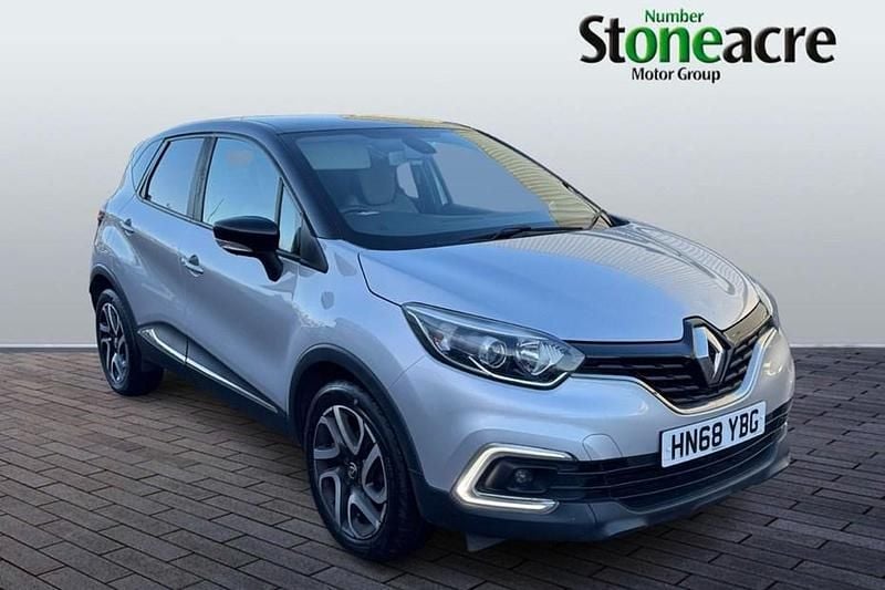 Silver/black Used 2018 Renault Captur Iconic SUV | £6,495 (Good price) - Image 1/1