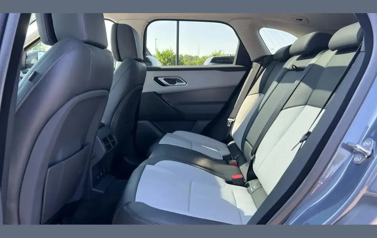 Used Land Rover Range Rover Velar HSE Dynamic 300 HP (220 kW) 2025 Metallic  varesine blue SUV