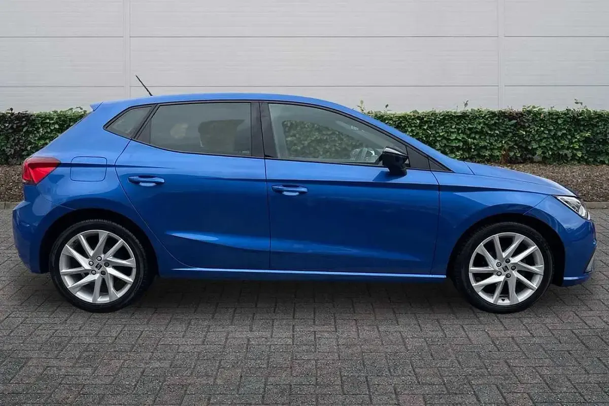 Used Seat Ibiza FR 2022 Blue Hatchback