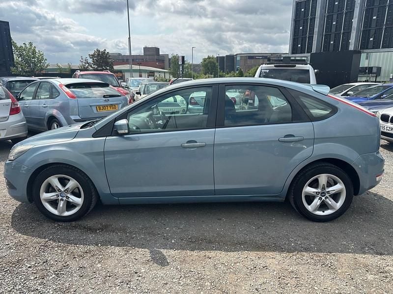 Used Ford Focus Zetec 2008 Blue Hatchback