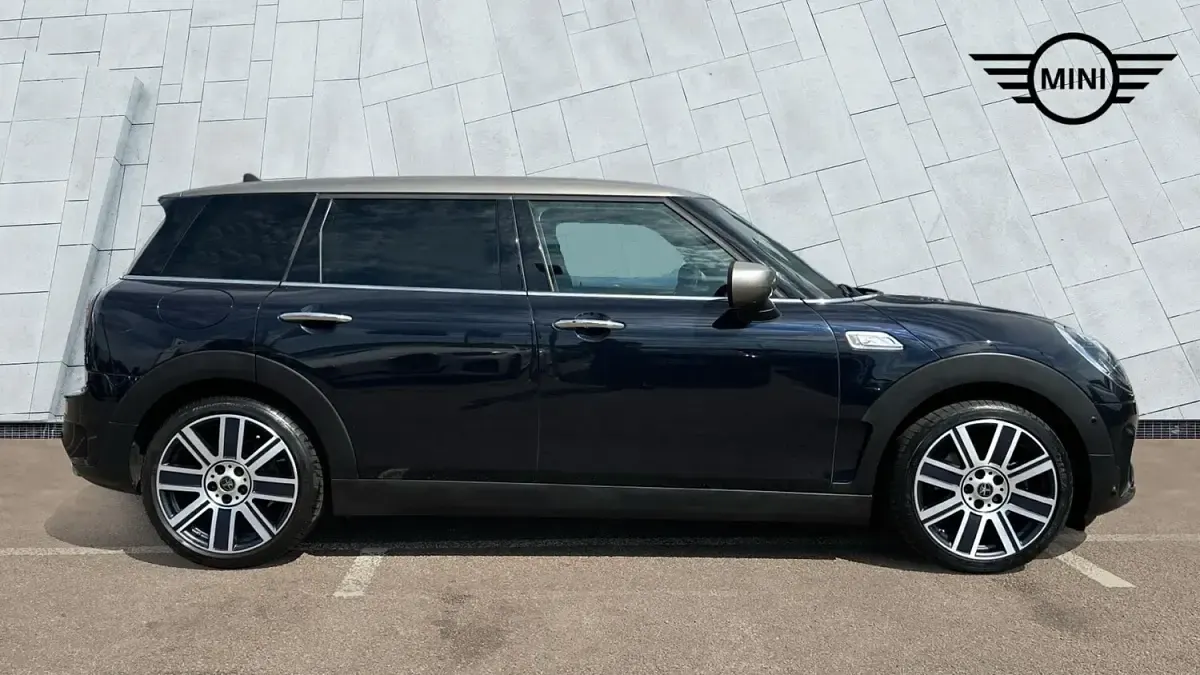 Used Mini Cooper Clubman Exclusive 178 HP (130 kW) 2022 Black Estate