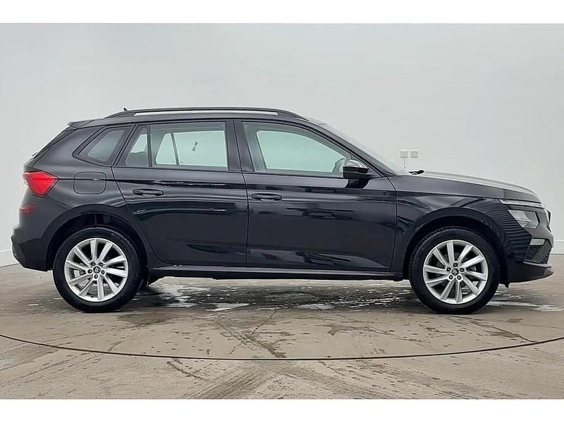 Used Skoda Kamiq SE 70 HP (51 kW) 2025 Black magic pearl effect SUV