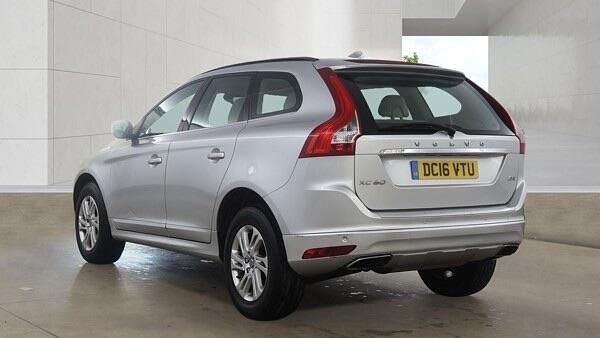 Usado Volvo XC60 SE 2016 Prateado SUV