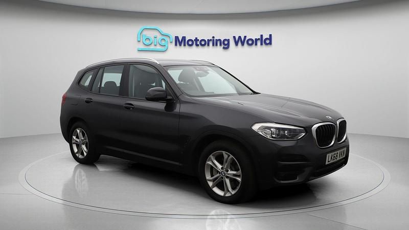 Used 2018 BMW X3 SUV | £21,700 (Fair price) - Image 1/4