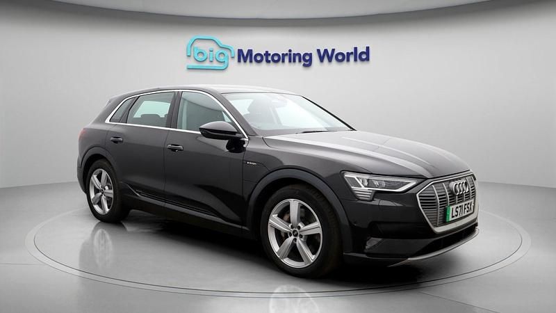 Used Audi e-tron 230 kW (313 HP) 2021 Black SUV