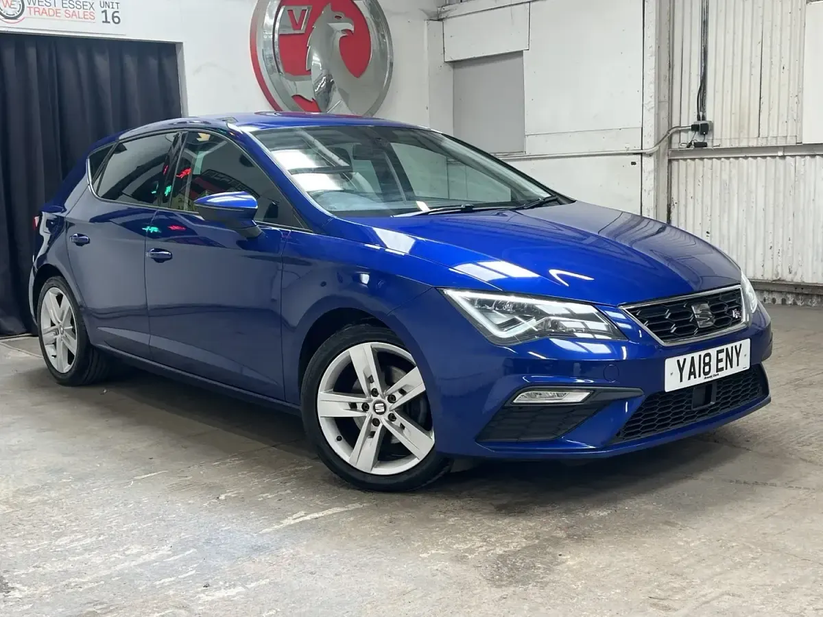 Used Seat Leon FR 125 HP (91 kW) 2018 Blue Hatchback
