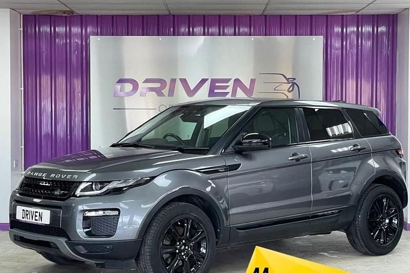 Used 2019 Land Rover Range Rover evoque SE Hatchback | £12,800 (Fair price) - Image 1/1