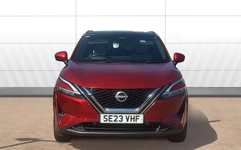 Used Nissan Qashqai Tekna 158 HP (116 kW) 2023 Red SUV